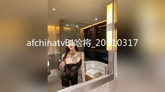 【新片速遞】  酒吧女厕不穿胸罩连体裤美艳尤物❤️红嫩的肥乳和刮过毛骚穴看射了