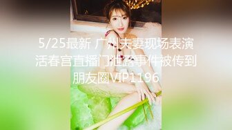 甜美可爱清纯美少女,洗澡展示完美身材,胸部发育又大又挺,小穴洞口微微张开