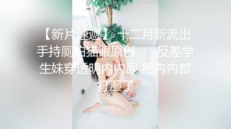   黑客破解家庭网络摄像头偷拍挺能熬夜的小哥每晚要等到孩子熟睡了才偷偷和媳妇过性生活