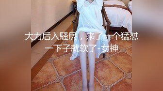 【自整理】OnlyFans——Honey Gold (第一弹) 欧美经典色情明星 纹身 白虎美鲍 柔软大奶子  最新流出视频合集【19V】 (7)