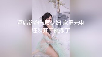 为满足男友的特殊癖好，少妇被两个大屌黑人狠狠操弄