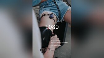 18岁已辍学的超级卡哇伊 宇宙无敌美少女萝莉小白，首次下海露出，奶子好粉嫩好可口