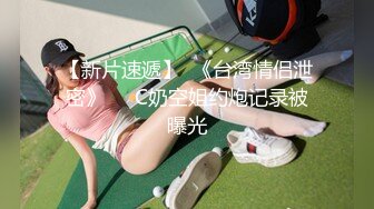 熟女妈妈 儿子往外一点 噢 痛 好漂亮的妈妈 能被这样妈妈骑趴在身上边操边吃着大奶子是真性福