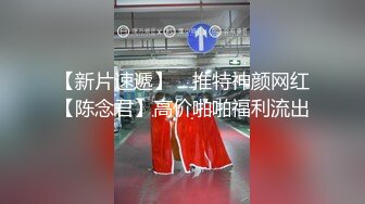  巨乳人妻 好想体验同时吃两根大肉棒 你们操过这么大屁股的女人吗 干起来滋味怎么样