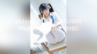 【新片速遞 】 颜值小妹露脸白丝情趣诱惑，漏着骚奶子自己掰着逼道具抽插骚穴呻吟，听狼友指挥伸着舌头要舔狼友的大鸡巴