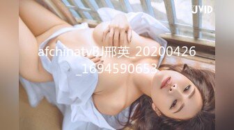 【新片速遞】  舞厅女厕白裙丝袜银面红底高跟尤物❤️湿滑的三角形唇肉被干得发黑