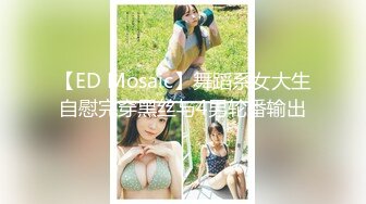 高校男大体育生『壹』刚打完球回来脱了上衣在小凳子上休息 小母狗就开始发情了 爬过来扒开我的裤子就开始口 (2)