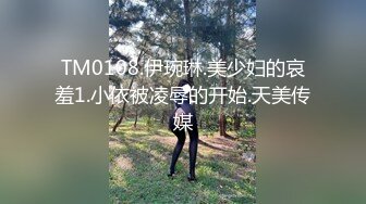 颜值不错的黑丝少妇镜头前展示绝活，给小哥口交大鸡巴